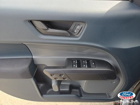 New 2026 Ford Maverick XL AWD/4WD image 9