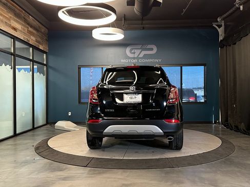 Used 2019 Buick Encore Preferred w/ Safety Package FWD image 4