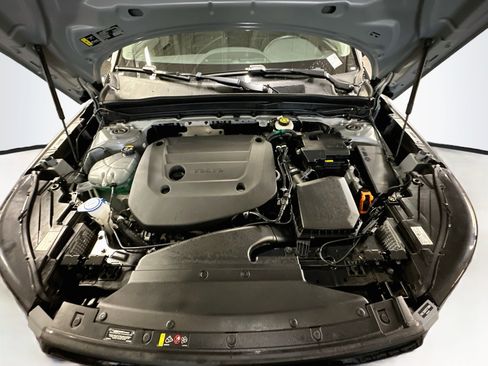 Used 2026 Volvo XC40 B5 Plus AWD/4WD image 36