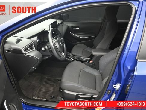 Used 2021 Toyota Corolla SE FWD image 9