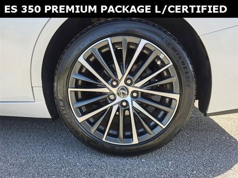 Used 2022 Lexus ES 350 w/ Premium Package image 15