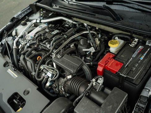 New 2025 Nissan Sentra SR w/ SR Premium Package image 7