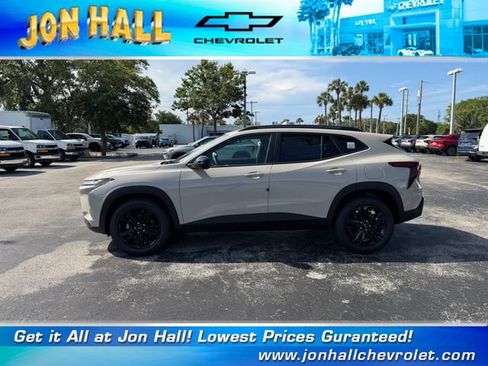 Used 2026 Chevrolet Trax ACTIV FWD image 4