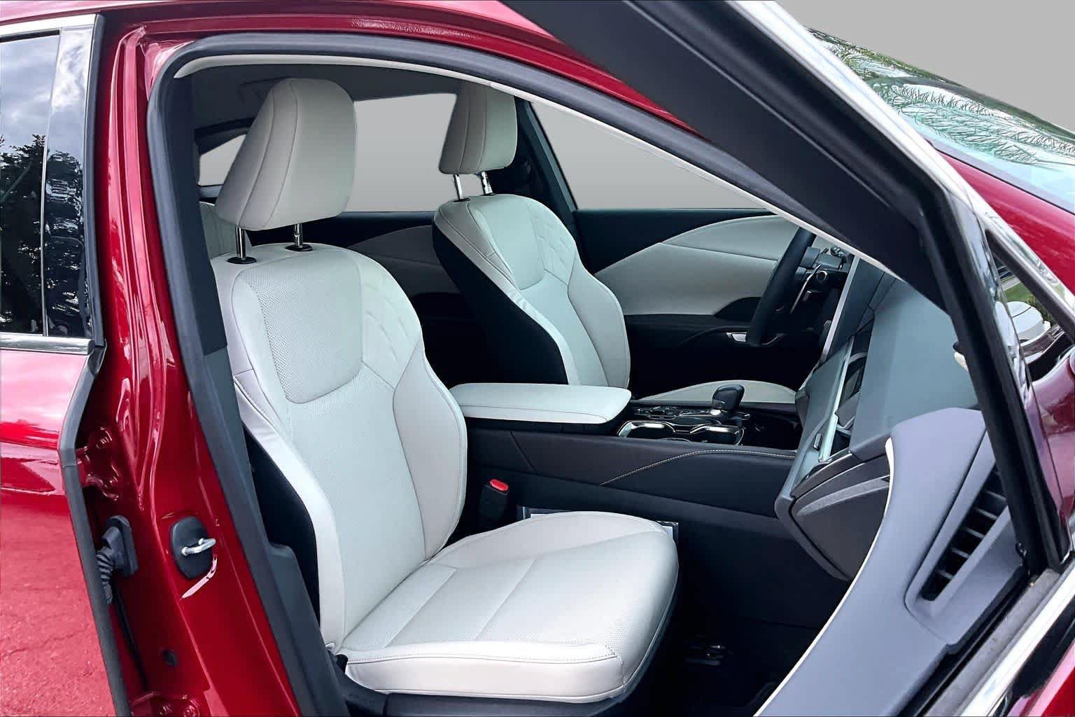 Used 2024 Lexus RX 350 FWD w/ Technology Package image 9