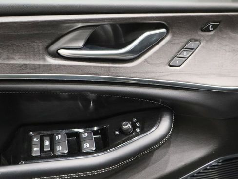 Used 2022 Jeep Grand Cherokee L Overland w/ Luxury Tech Group IV image 23