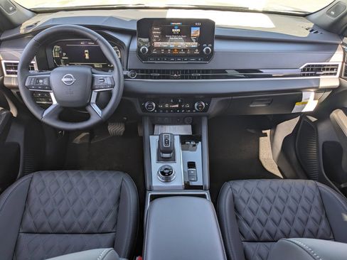 New 2026 Nissan Rogue Platinum AWD/4WD image 21