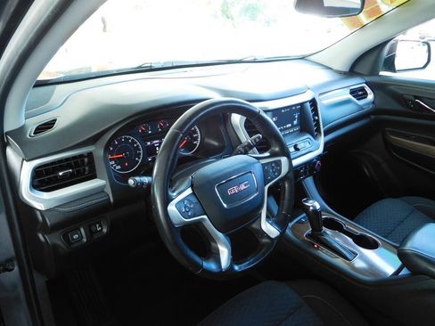 Used 2019 GMC Acadia SLE FWD image 15