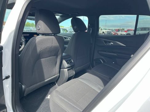 New 2026 Chevrolet Equinox EV LT w/ Comfort Package AWD/4WD image 7