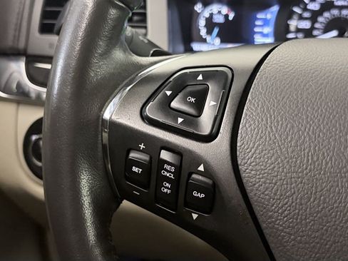 Used 2015 Lincoln MKS w/ Equipment Group 101A FWD image 17