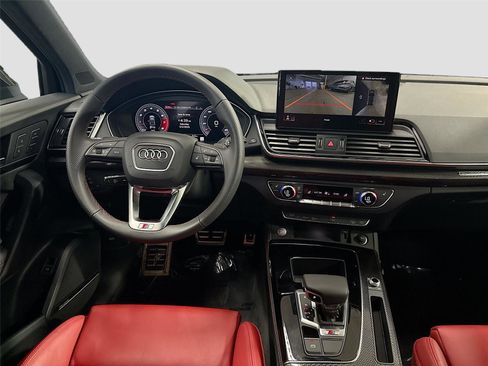 Used 2024 Audi SQ5 Premium Plus w/ S Sport Package AWD/4WD image 23