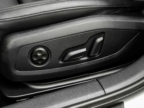 Used 2023 Audi A4 2.0T Premium w/ Convenience Package image 36