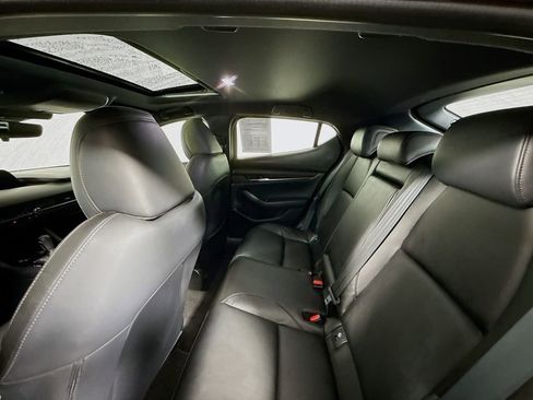 Used 2024 MAZDA MAZDA3 s image 24