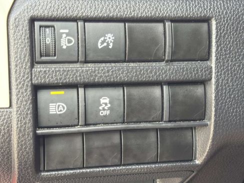 Used 2024 Toyota Tacoma TRD Sport AWD/4WD image 20