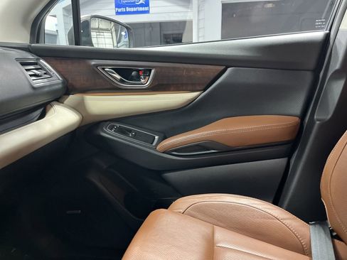 Used 2019 Subaru Ascent Touring w/ Popular Package #2 image 16