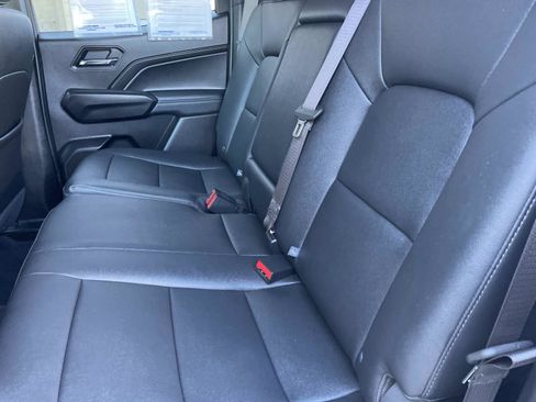 Used 2025 GMC Canyon Elevation w/ Convenience Package image 24