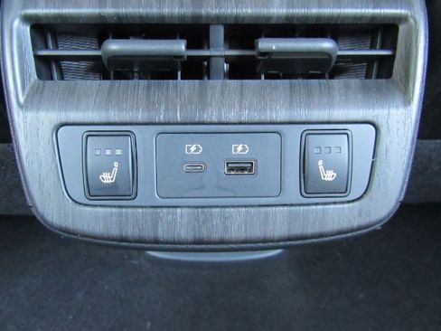 Used 2024 Nissan Ariya FWD image 26