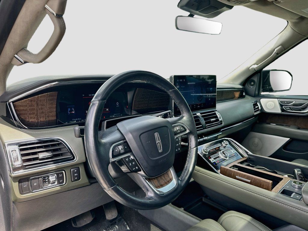 Used 2022 Lincoln Navigator L Black Label AWD/4WD image 9