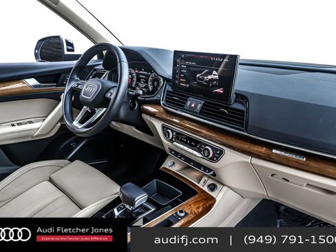Used 2023 Audi Q5 e Premium Plus w/ Premium Plus Package image 16