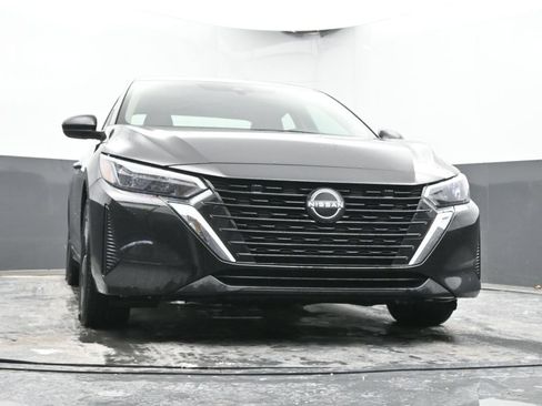 Used 2024 Nissan Sentra SV FWD image 39