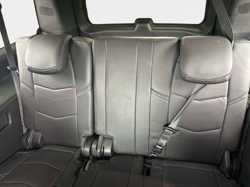 Used 2020 Cadillac Escalade ESV Platinum w/ Escalade Sport Edition AWD/4WD image 9