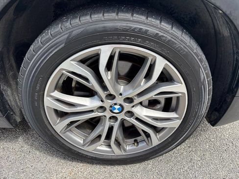 Used 2022 BMW X2 sDrive28i w/ Convenience Package FWD image 8