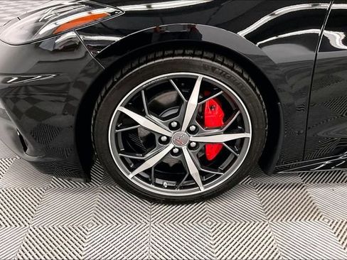 Used 2023 Chevrolet Corvette Stingray Premium Cpe w/ Battery Protection Package RWD image 9