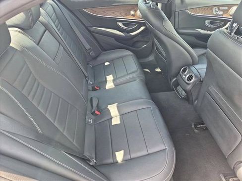 Used 2022 Mercedes-Benz E 450 4MATIC Sedan image 21