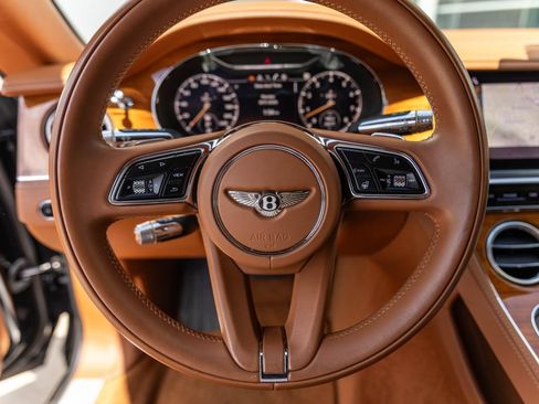 Certified 2022 Bentley Continental GT AWD/4WD image 27