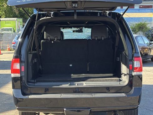 Used 2016 Lincoln Navigator L Reserve AWD/4WD image 10
