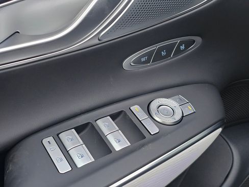 New 2026 Genesis GV70 2.5T Advanced image 32