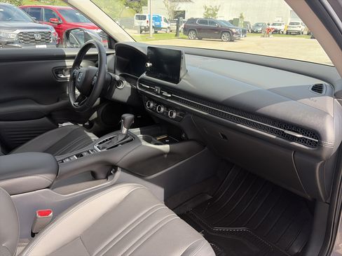 Certified 2023 Honda HR-V EX-L image 12