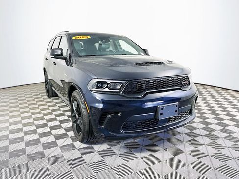 Certified 2025 Dodge Durango R/T AWD/4WD image 2