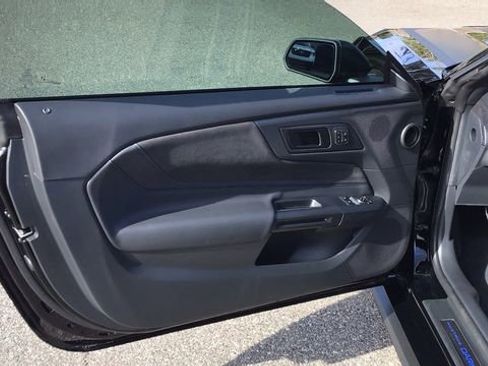 Certified 2025 Ford Mustang Dark Horse w/ Dark Horse Handlin Package image 15