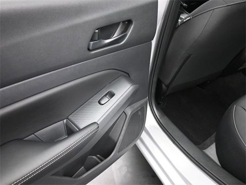 Used 2025 Nissan Altima 2.5 SV image 18