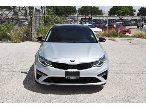 Used 2020 Kia Optima SE FWD image 2