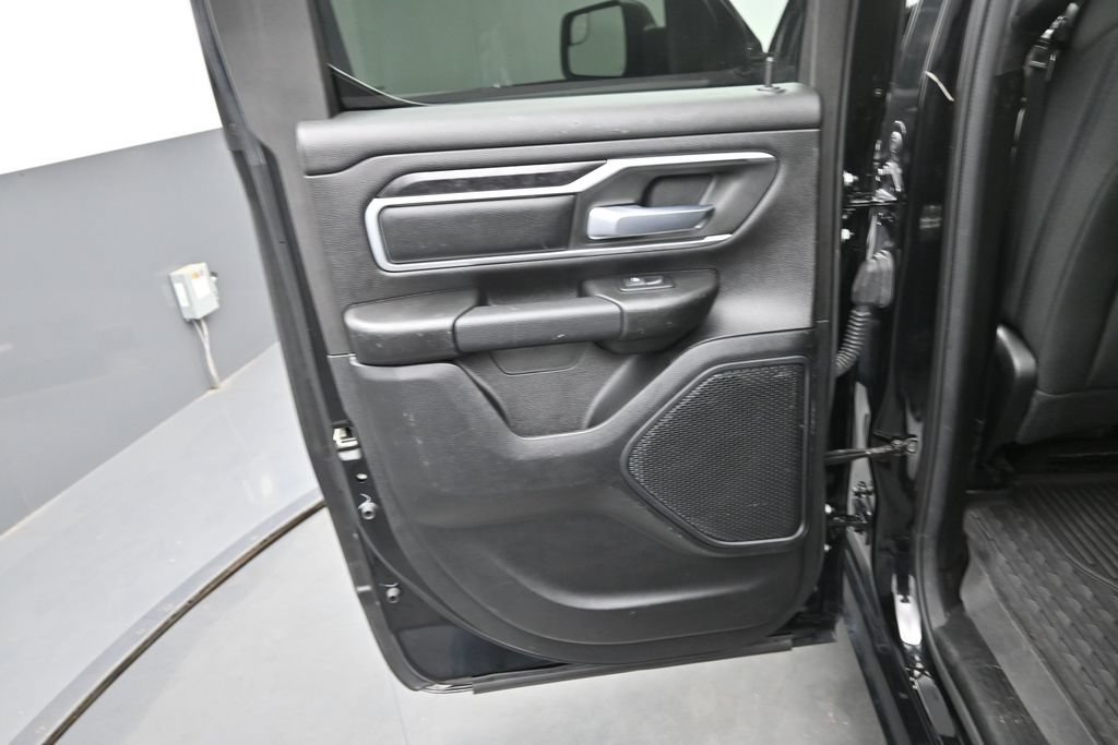 Used 2022 RAM 1500 Big Horn AWD/4WD image 16