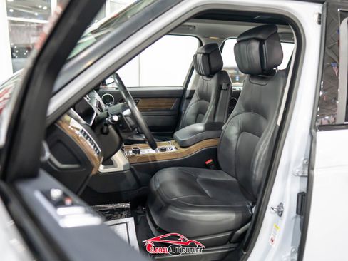 Used 2018 Land Rover Range Rover Long Wheelbase Supercharged image 16