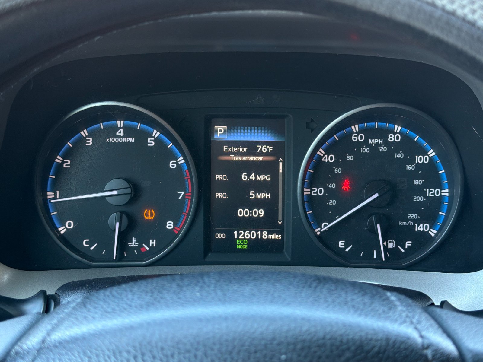 Used 2018 Toyota RAV4 LE w/ All Weather Liner Package FWD image 22