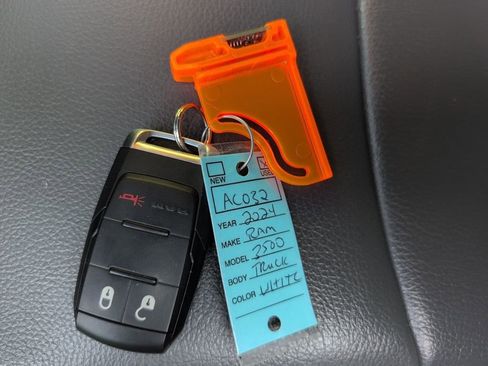 Used 2024 RAM 3500 Tradesman w/ Chrome Appearance Group image 12