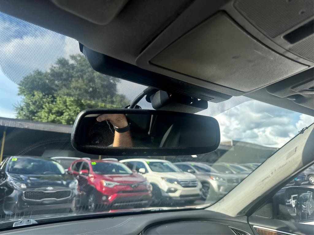 Used 2019 INFINITI Q50 Luxe RWD image 14