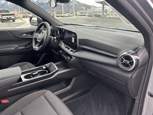 Certified 2025 Chevrolet Equinox LT image 20