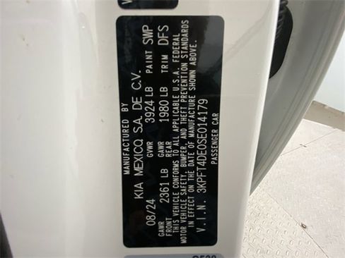Used 2025 Kia K4 LX image 27