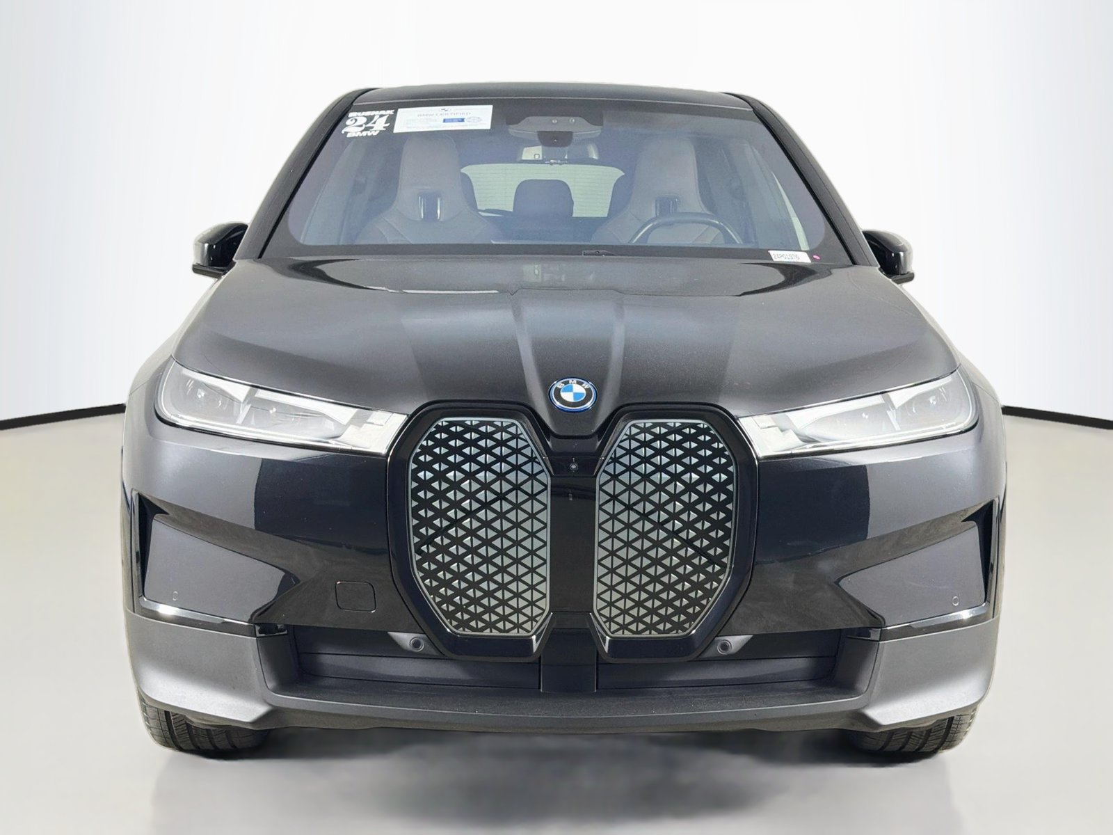 Certified 2024 BMW iX xDrive50 AWD/4WD image 2