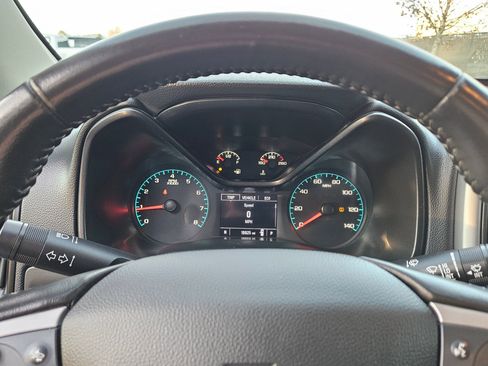 Used 2022 Chevrolet Colorado LT w/ Fleet Safety Package image 15