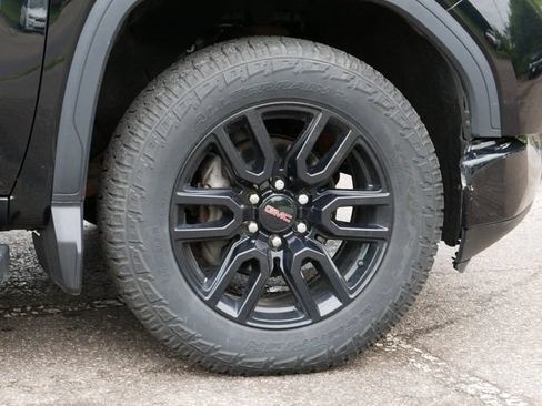 Used 2019 GMC Sierra 1500 Elevation w/ X31 Off-Road Package AWD/4WD image 7