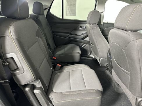 Certified 2020 Chevrolet Traverse LT FWD image 28