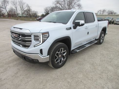 New 2026 GMC Sierra 1500 SLT w/ SLT Premium Plus Package image 11