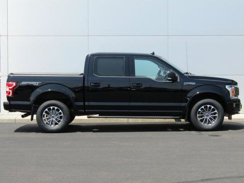 Used 2018 Ford F150 XLT w/ Equipment Group 302A Luxury AWD/4WD image 3