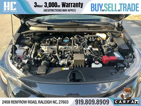 Used 2021 Toyota Corolla LE image 21