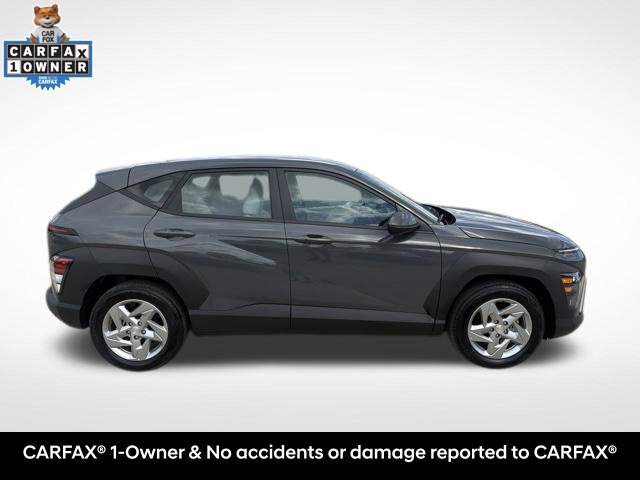 Used 2026 Hyundai Kona SE FWD image 2